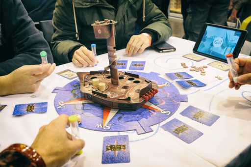 画像ギャラリー No.005のサムネイル画像 / ［SPIEL’17］海賊船クルーの冒険を体験できる，リアルタイム協力型ゲーム「A Tale of Pirates」を遊んでみた