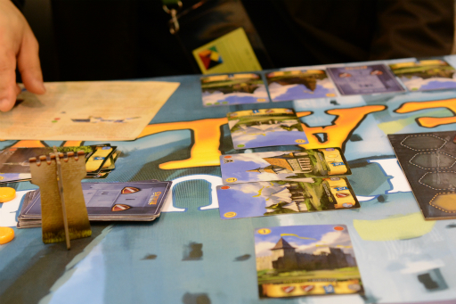 画像ギャラリー No.003のサムネイル画像 / ［SPIEL’17］世界最速のシティービルダーを名乗った「Minute Realm」は，サクサク遊べるカードゲームだった