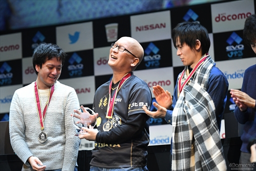 画像ギャラリー No.011のサムネイル画像 / ［EVO Japan］強さを積み上げるのは，自分1人の力ではない――「BLAZBLUE CROSS TAG BATTLE」部門優勝，Tomo/relo選手インタビュー