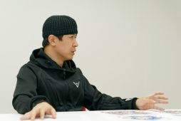 画像ギャラリー No.002のサムネイル画像 / きっかけは“珍コ”。杉田智和さんらが考案した「コトダマン」の新章「辛愛の賢妹(しんあいのシスター)編」について本人から話を聞いてみた