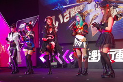 画像ギャラリー No.008のサムネイル画像 / 「荒野行動6周年大感謝祭」現地会場レポート。eスポーツ選手やストリーマーが過去と未来に分かれて激突,中川翔子さんも参戦