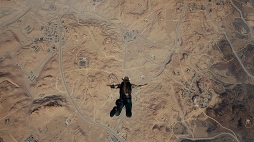 画像ギャラリー No.002のサムネイル画像 / 「PUBG MOBILE」グローバルリリース1周年に先駆けたPVが公開。ナレーションは杉田智和さん