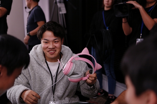 画像ギャラリー No.031のサムネイル画像 / 優勝を決めたのはAll Rejection Gaming Wistaria！ 「PUBG MOBILE JAPAN CHAMPIONSHIP SEASON2」Finalレポート