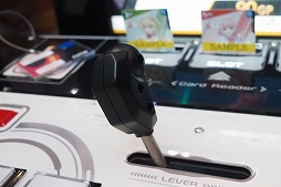 画像ギャラリー No.003のサムネイル画像 / ［JAEPO2018］「オンゲキ」直撮りムービー＆プレイレポート。キャラクターをレバーで操作して遊ぶ新感覚の音楽ゲーム
