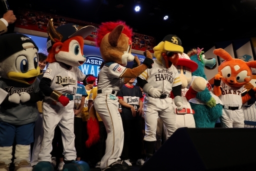 画像ギャラリー No.004のサムネイル画像 / 「eBASEBALL パワプロ・プロリーグ 2018」は西武,中日が首位発進。メインスタジアムで行われた6試合の現地レポートをお届け