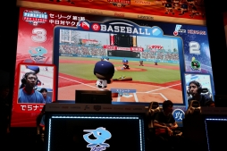 画像ギャラリー No.011のサムネイル画像 / 「eBASEBALL パワプロ・プロリーグ 2018」は西武,中日が首位発進。メインスタジアムで行われた6試合の現地レポートをお届け