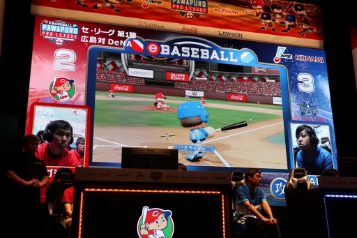 画像ギャラリー No.015のサムネイル画像 / 「eBASEBALL パワプロ・プロリーグ 2018」は西武,中日が首位発進。メインスタジアムで行われた6試合の現地レポートをお届け