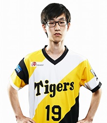 画像ギャラリー No.043のサムネイル画像 / パワプロのeスポーツリーグ「eBASEBALL プロリーグ」2019シーズン プレイヤーズファイルを掲載。全48選手の情報をチェックしよう