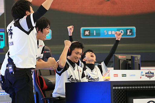 画像ギャラリー No.003のサムネイル画像 / 「eBASEBALL プロリーグ」2019シーズンeペナントレース第4節,巨人優勝までのマジックが2に