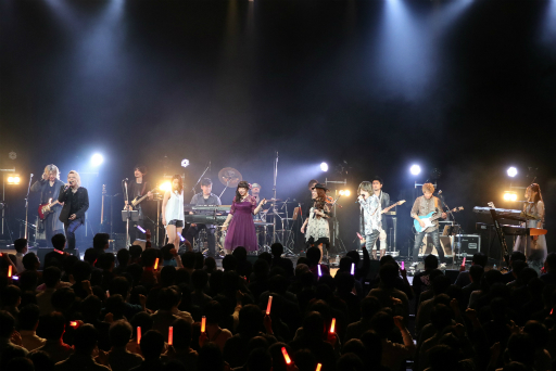 画像ギャラリー No.019のサムネイル画像 / 伊藤賢治氏とStella Magnaが対バン形式で人気曲を披露。ゲーム音楽イベント「FACE to FACE vol.1  〜Kenji Ito & Stella Magna〜」をレポート