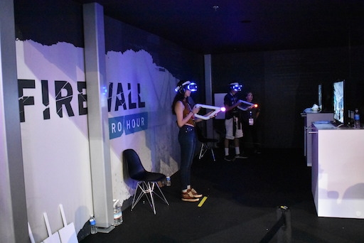 画像ギャラリー No.001のサムネイル画像 / ［E3 2018］PS VR用FPS「Firewall Zero Hour」，マップ「オフィス」で顧客データの防衛に挑戦してきた。制作者へのショートインタビューも