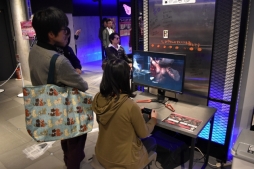 画像ギャラリー No.009のサムネイル画像 / 東京の中野で「キャサリン・フルボディ」の“2大イベント”が開催。体験会で行われた「ときど×イソッチ スペシャルトークショウ」をレポート