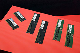画像ギャラリー No.011のサムネイル画像 / XPGがSSD内蔵のゲーマー向け有線マウス「XPG VAULT」を披露。複数のPCで同じゲームをプレイするのに便利かも