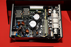 PC用電源ユニットはついに出力1600Wに突入。12VHPWR＆ATX 3.0対応電源をXPGが披露。小型ファン付きのPCIe 5.0対応SSDにも注目だ