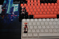 画像ギャラリー No.013のサムネイル画像 / PC用電源ユニットはついに出力1600Wに突入。12VHPWR&ATX 3.0対応電源をXPGが披露。小型ファン付きのPCIe 5.0対応SSDにも注目だ