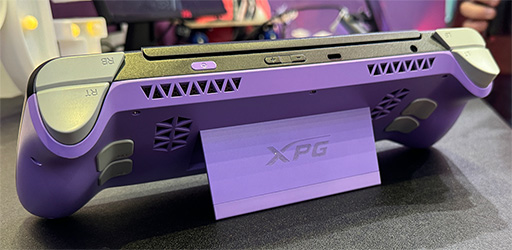 画像ギャラリー No.008のサムネイル画像 / ADATAが開発中の携帯型ゲームPC「XPG Nia」は,新型メモリ「LPCAMM2」採用でメモリをユーザーが交換できる