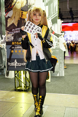 画像ギャラリー No.018のサムネイル画像 / ［TGS 2018］「ドルフロ」ブースで404小隊を集めよう！　リアルUMP45も来てくれた，ブースレポートをお届け