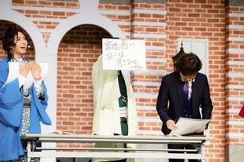 画像ギャラリー No.046のサムネイル画像 / 愛しさと切なさと,“笑い”が詰まった「明治東亰恋伽 ハイカラ浪漫劇場 〜Honeymoon〜」昼夜両公演をレポート