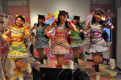 画像ギャラリー No.004のサムネイル画像 / プリズムストーンショップ原宿がリニューアル! 内覧会でアーケード版「キラッとプリ☆チャン」を先行体験