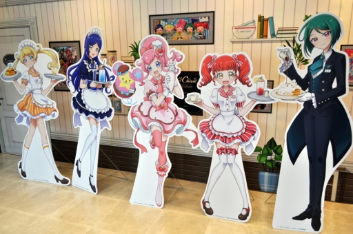 画像ギャラリー No.001のサムネイル画像 / 「キラッとプリ☆チャン プリズムストーンカフェ原宿」の内覧会をレポート。キャラをイメージした可愛くておいしいメニューがいっぱい!