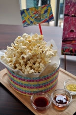 画像ギャラリー No.005のサムネイル画像 / 「キラッとプリ☆チャン プリズムストーンカフェ原宿」の内覧会をレポート。キャラをイメージした可愛くておいしいメニューがいっぱい！