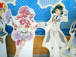 画像ギャラリー No.001のサムネイル画像 / 夏らしいメニューが楽しめる「キラッとプリ☆チャン」のコラボカフェ「プリズムストーンカフェ『ハッピーサマーバケーション』」の模様をお届け