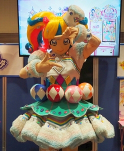 画像ギャラリー No.004のサムネイル画像 / 佐々木李子さんが「フレンドパスワード」を初披露！　10月6日開催の「キラッとプリ☆チャン」ステージイベントをレポート