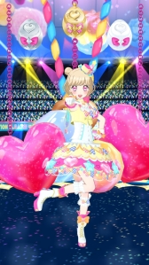 画像ギャラリー No.021のサムネイル画像 / 「キラッとプリ☆チャン」の最新弾「プリたま1弾」を紹介。マスコットの育成要素や「イルミナージュライブ」などで遊べるように