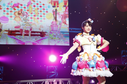 画像ギャラリー No.001のサムネイル画像 / ライブで紡ぐ，壮大な宇宙の旅「キラッとプリ☆チャン スペースシップアドベンチャー」。みらいとライブ初参加のさだめによるパフォーマンスも必見