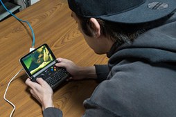画像ギャラリー No.005のサムネイル画像 / 第2世代のゲーマー向け超小型PC「GPD WIN 2」レビュー。3D性能に過度の期待は禁物だが，「それ以外」は従来比で圧倒的によくなった