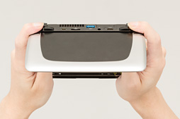 画像ギャラリー No.026のサムネイル画像 / 第2世代のゲーマー向け超小型PC「GPD WIN 2」レビュー。3D性能に過度の期待は禁物だが，「それ以外」は従来比で圧倒的によくなった