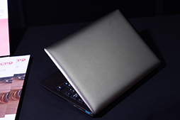 画像ギャラリー No.006のサムネイル画像 / ［TGS 2019］8.9インチ液晶搭載で650gのGPD Pocket 2 Maxは触るととても欲しくなる