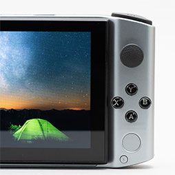 画像ギャラリー No.020のサムネイル画像 / Switch Lite風の小型ゲーマー向けPC「GPD WIN 3」レビュー。ゲームを日常に取り込む最強の積みゲー崩しPCだ