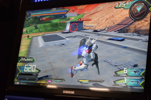 画像ギャラリー No.019のサムネイル画像 / 新基板&新筐体で今秋稼働。「機動戦士ガンダム エクストリームバーサス2」の注目ポイントをプレイインプレッション&インタビューで紐解く