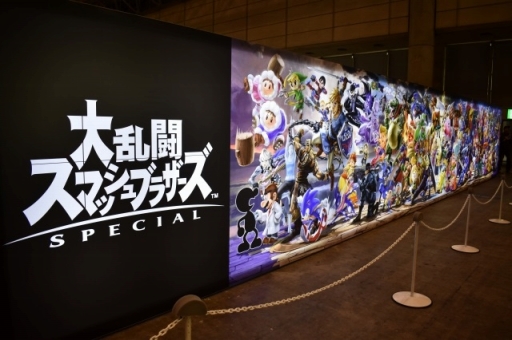 画像ギャラリー No.024のサムネイル画像 / 任天堂のゲーム大会イベント「Nintendo Live 2018」が本日開幕。当日参加が可能な対戦企画や新作体験会などのイベント情報を現地からお届け
