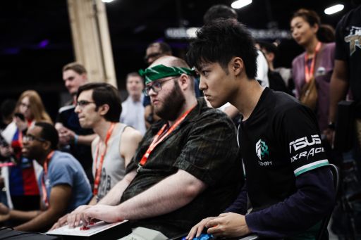 画像ギャラリー No.044のサムネイル画像 / ［EVO2019］年に一度の格ゲー祭「EVO2019」，初日Twitterまとめ。ソウルキャリバーVIの決勝は日本時間の12：00から