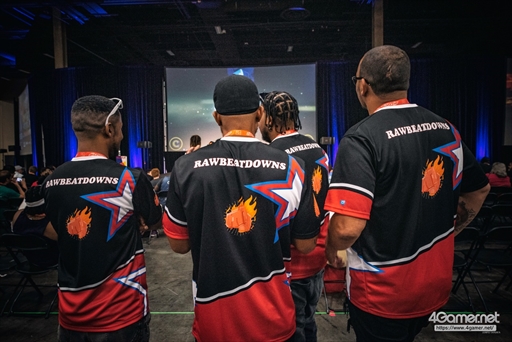 画像ギャラリー No.098のサムネイル画像 / ［EVO2019］年に一度の格ゲー祭「EVO2019」，初日Twitterまとめ。ソウルキャリバーVIの決勝は日本時間の12：00から