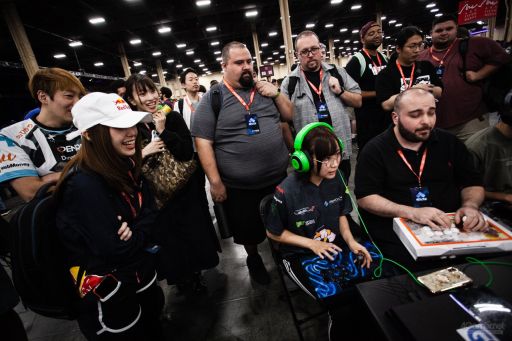 画像ギャラリー No.141のサムネイル画像 / ［EVO2019］年に一度の格ゲー祭「EVO2019」，初日Twitterまとめ。ソウルキャリバーVIの決勝は日本時間の12：00から