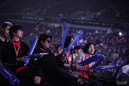 画像ギャラリー No.006のサムネイル画像 / ［EVO2019］Day3，最後の戦いがいよいよスタート。「BBTAG」「SFV AE」「鉄拳7」「スマブラSP」の決勝が行われる最終日Twitterまとめ