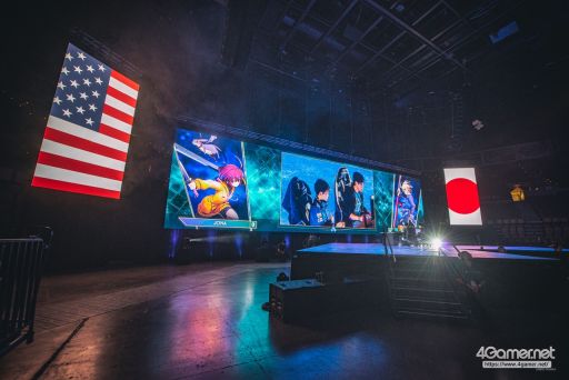 画像ギャラリー No.011のサムネイル画像 / ［EVO2019］Day3，最後の戦いがいよいよスタート。「BBTAG」「SFV AE」「鉄拳7」「スマブラSP」の決勝が行われる最終日Twitterまとめ