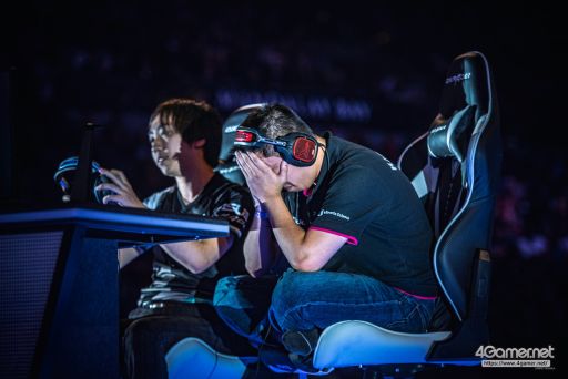 画像ギャラリー No.068のサムネイル画像 / ［EVO2019］Day3，最後の戦いがいよいよスタート。「BBTAG」「SFV AE」「鉄拳7」「スマブラSP」の決勝が行われる最終日Twitterまとめ