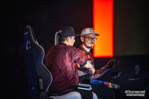 画像ギャラリー No.070のサムネイル画像 / ［EVO2019］Day3，最後の戦いがいよいよスタート。「BBTAG」「SFV AE」「鉄拳7」「スマブラSP」の決勝が行われる最終日Twitterまとめ
