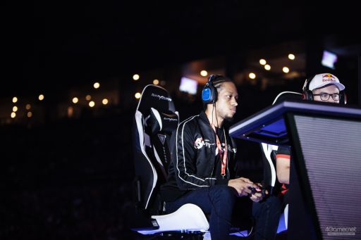 画像ギャラリー No.072のサムネイル画像 / ［EVO2019］Day3，最後の戦いがいよいよスタート。「BBTAG」「SFV AE」「鉄拳7」「スマブラSP」の決勝が行われる最終日Twitterまとめ
