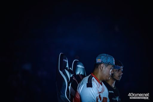 画像ギャラリー No.098のサムネイル画像 / ［EVO2019］Day3，最後の戦いがいよいよスタート。「BBTAG」「SFV AE」「鉄拳7」「スマブラSP」の決勝が行われる最終日Twitterまとめ