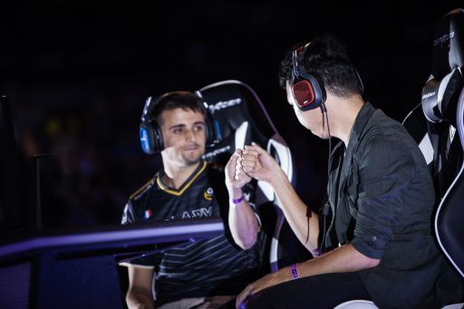 画像ギャラリー No.114のサムネイル画像 / ［EVO2019］Day3，最後の戦いがいよいよスタート。「BBTAG」「SFV AE」「鉄拳7」「スマブラSP」の決勝が行われる最終日Twitterまとめ