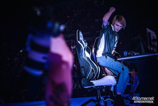 画像ギャラリー No.130のサムネイル画像 / ［EVO2019］Day3，最後の戦いがいよいよスタート。「BBTAG」「SFV AE」「鉄拳7」「スマブラSP」の決勝が行われる最終日Twitterまとめ