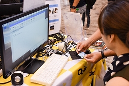 画像ギャラリー No.009のサムネイル画像 / ［TGS 2018］中学生以下のみ入場可能なファミリーゲームパークを紹介。ゲーム作り体験教室や，eスポーツ大会などに参加できた