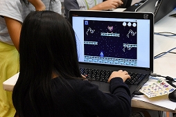 画像ギャラリー No.012のサムネイル画像 / ［TGS 2018］中学生以下のみ入場可能なファミリーゲームパークを紹介。ゲーム作り体験教室や，eスポーツ大会などに参加できた