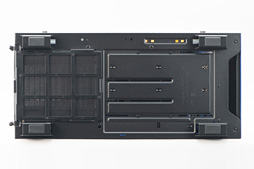 画像ギャラリー No.010のサムネイル画像 / 人気ストリーマー「Ninja」とコラボした,大胆なデザインのPCケース「H700i Ninja」をNZXTが国内発表。実機は完成度がかなり高い
