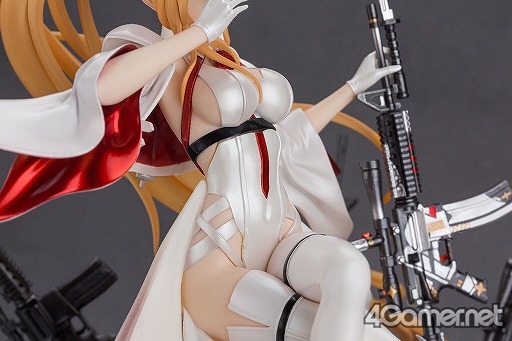 画像ギャラリー No.006のサムネイル画像 / 「荒野行動」聖銃の女王,エージェント・ニキシア限定フィギュアセットの予約開始